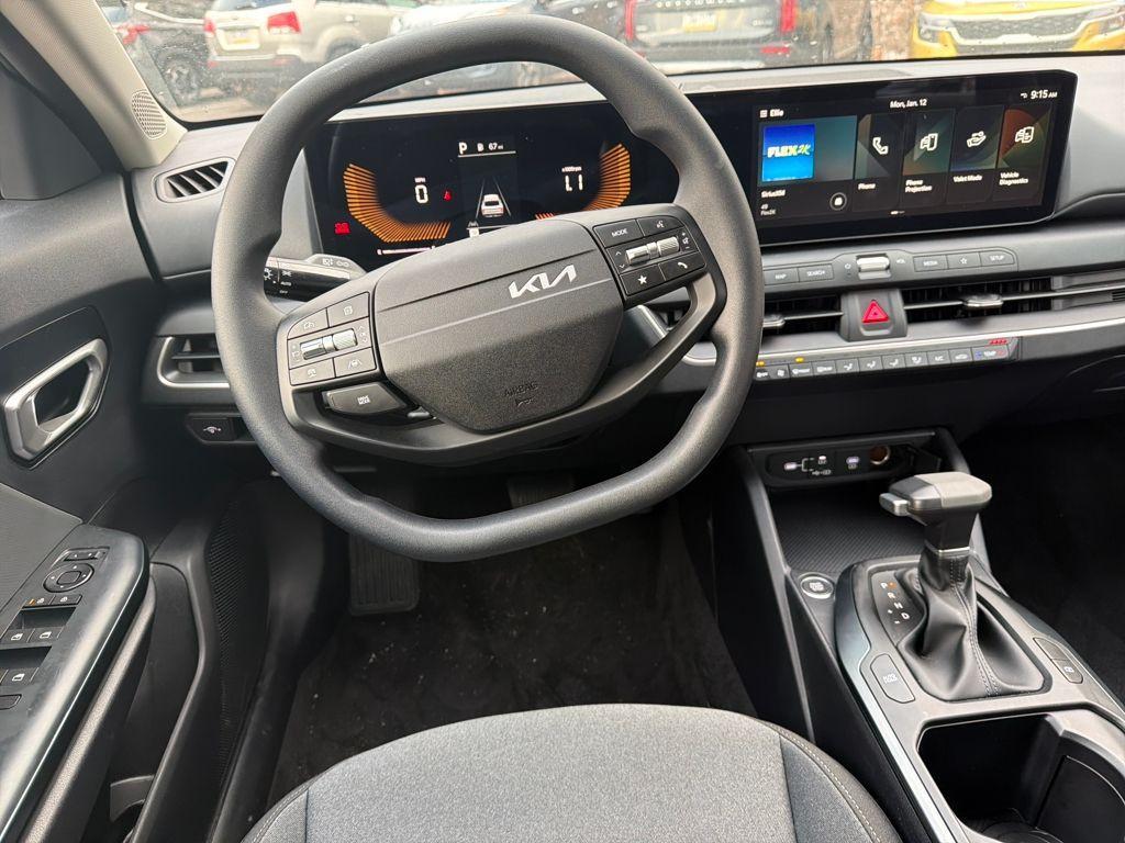 used 2025 Kia K4 car, priced at $23,000