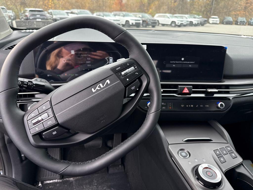 new 2026 Kia Sportage Hybrid car, priced at $40,323