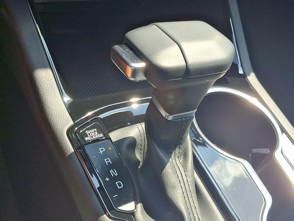 new 2026 Kia K5 car, priced at $30,842