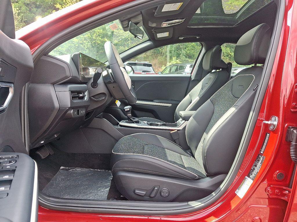 new 2025 Kia K4 car, priced at $26,369