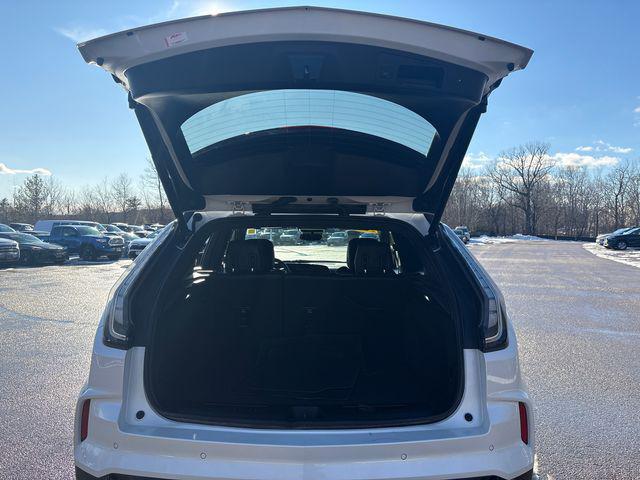 used 2024 Cadillac XT4 car, priced at $37,977