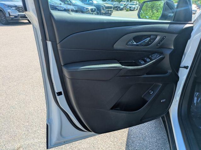 used 2023 Chevrolet Traverse car, priced at $41,467