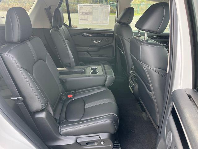 new 2026 Honda Pilot car, priced at $46,700