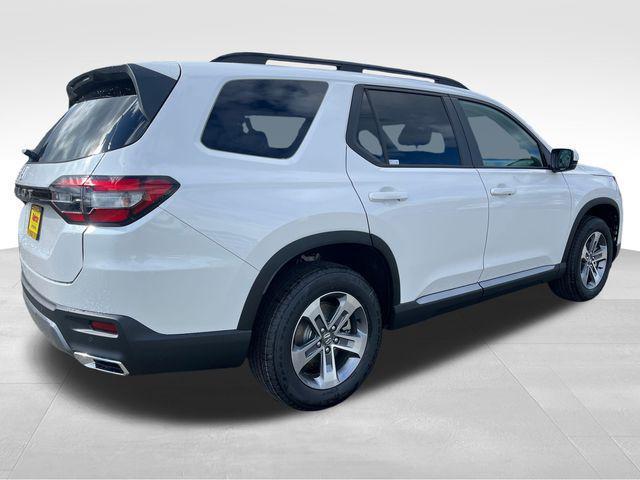 new 2026 Honda Pilot car, priced at $46,700