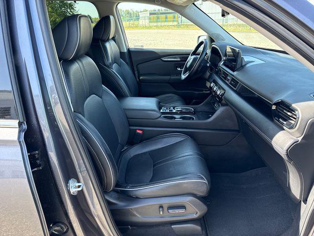 used 2023 Honda Pilot car, priced at $42,076