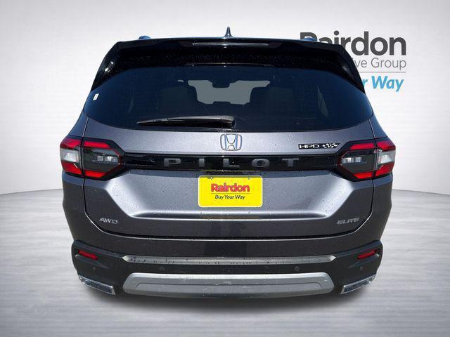 used 2023 Honda Pilot car, priced at $42,076