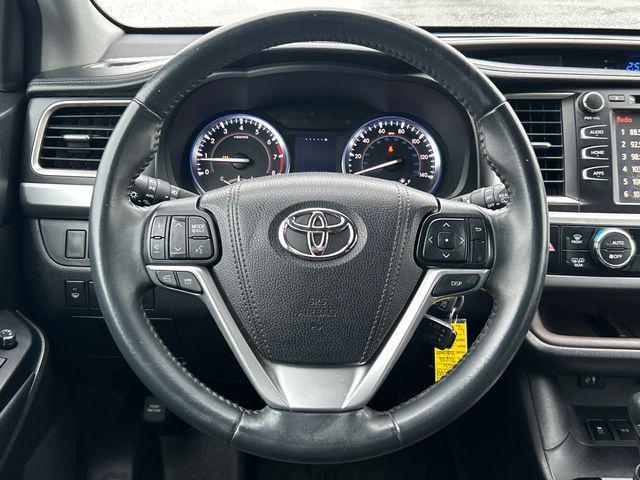 used 2016 Toyota Highlander car, priced at $16,888