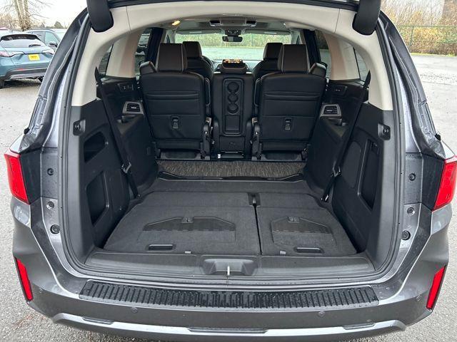 used 2026 Honda Odyssey car, priced at $43,999