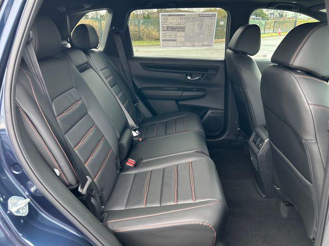 new 2026 Honda CR-V Hybrid car, priced at $41,675