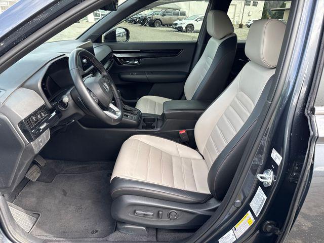 used 2025 Honda CR-V Hybrid car, priced at $39,108