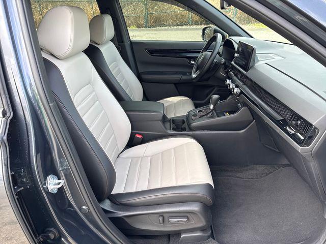 used 2025 Honda CR-V Hybrid car, priced at $39,108
