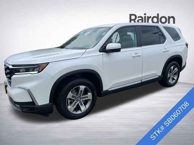 used 2025 Honda Pilot car, priced at $42,411