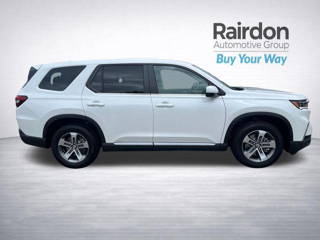 used 2025 Honda Pilot car, priced at $42,411