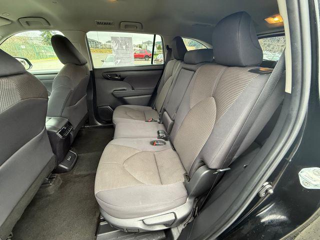 used 2024 Toyota Highlander car, priced at $32,499