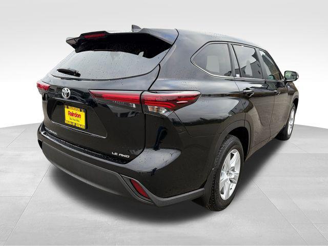 used 2024 Toyota Highlander car, priced at $32,499