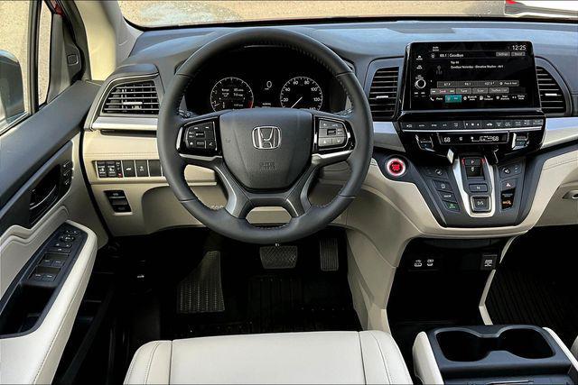 new 2026 Honda Odyssey car, priced at $42,000