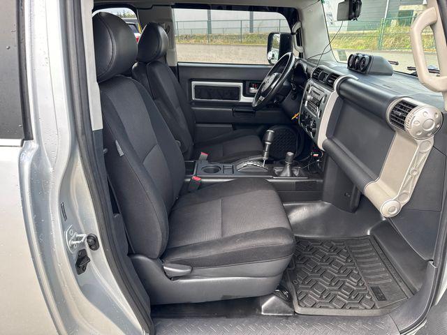 used 2007 Toyota FJ Cruiser car, priced at $13,751