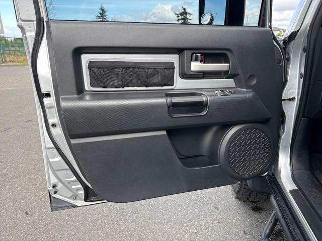 used 2007 Toyota FJ Cruiser car, priced at $13,751