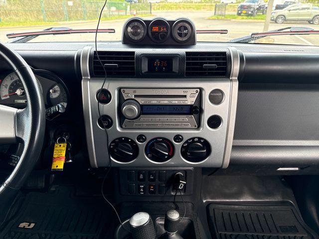 used 2007 Toyota FJ Cruiser car, priced at $13,751
