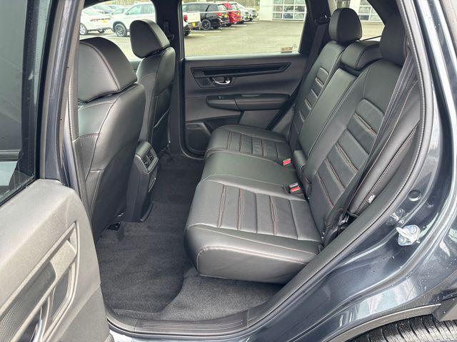 new 2026 Honda CR-V Hybrid car, priced at $41,675