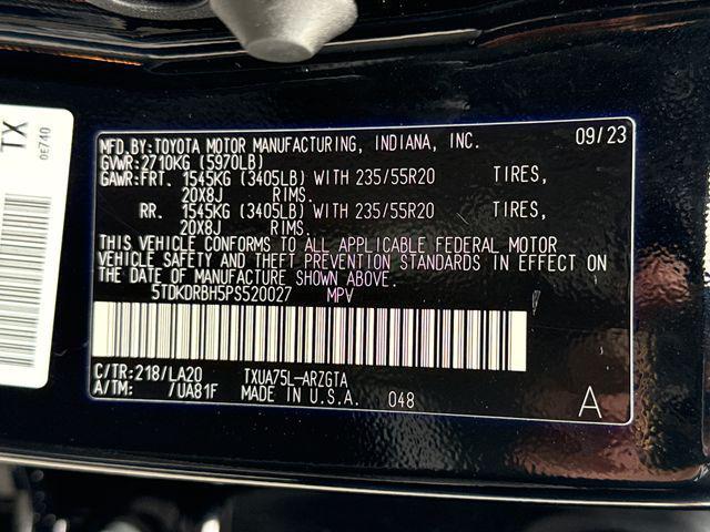 used 2023 Toyota Highlander car, priced at $33,999