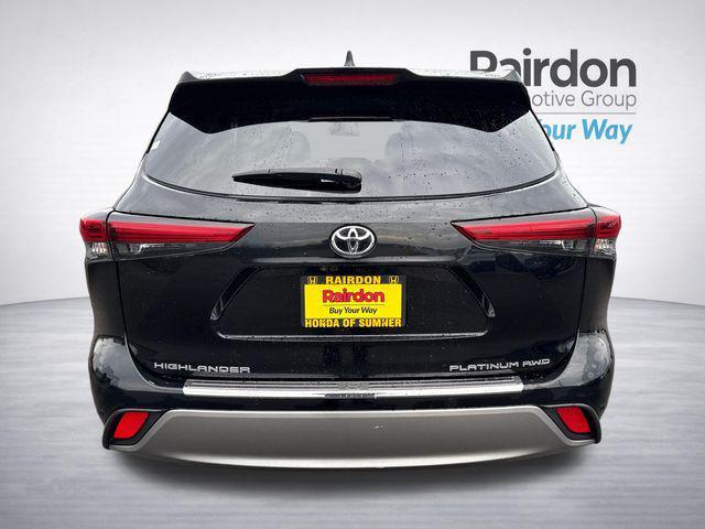 used 2023 Toyota Highlander car, priced at $29,491