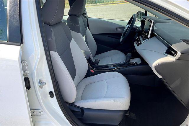 2020 Super White Toyota Corolla