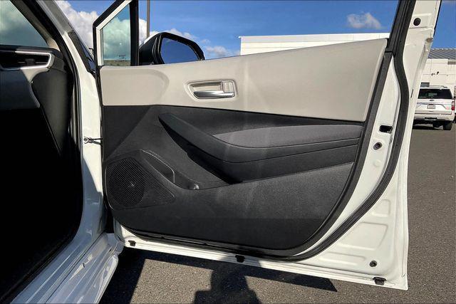 2020 Super White Toyota Corolla