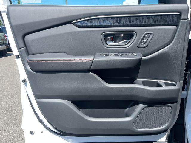 new 2026 Honda Passport car, priced at $57,135