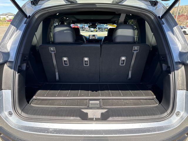 used 2025 Honda Pilot car, priced at $44,354