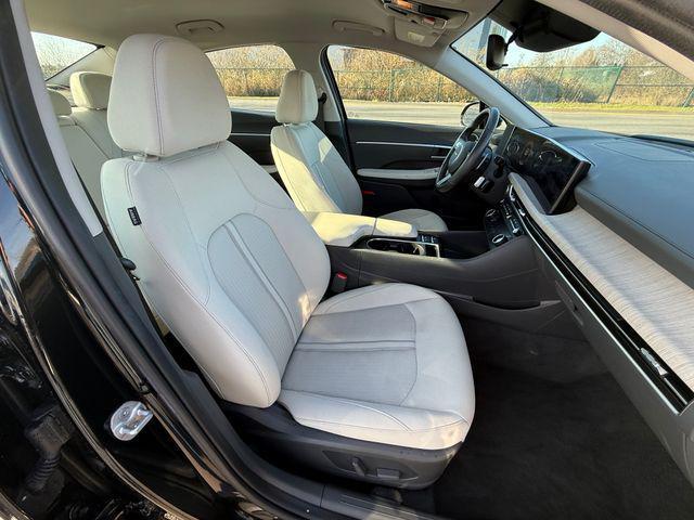 used 2025 Hyundai Sonata Hybrid car, priced at $22,099