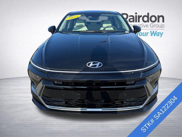 used 2025 Hyundai Sonata Hybrid car, priced at $22,099