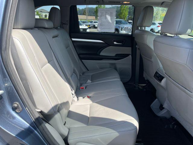 used 2018 Toyota Highlander car, priced at $22,614