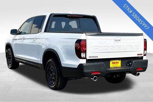 new 2025 Honda Ridgeline car, priced at $45,995