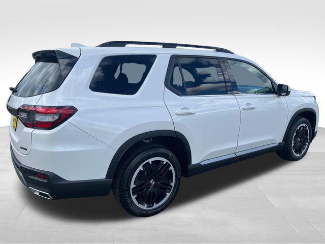 new 2026 Honda Pilot car, priced at $54,445