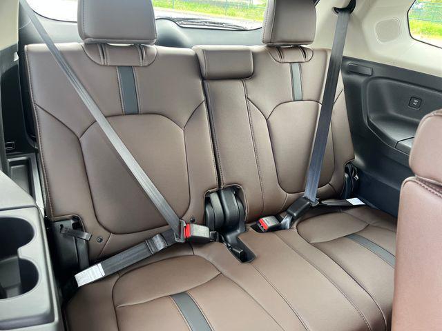 new 2026 Honda Pilot car, priced at $54,445