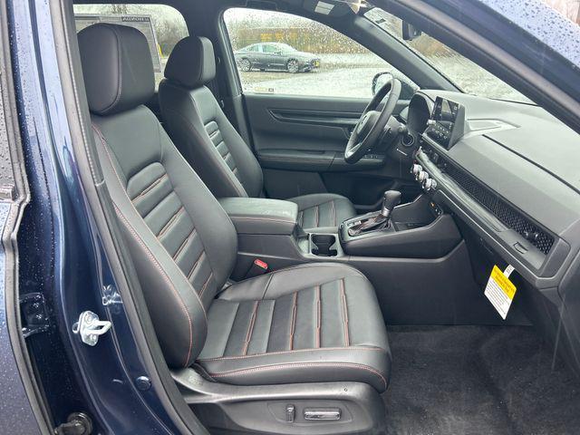 new 2026 Honda CR-V Hybrid car, priced at $41,675