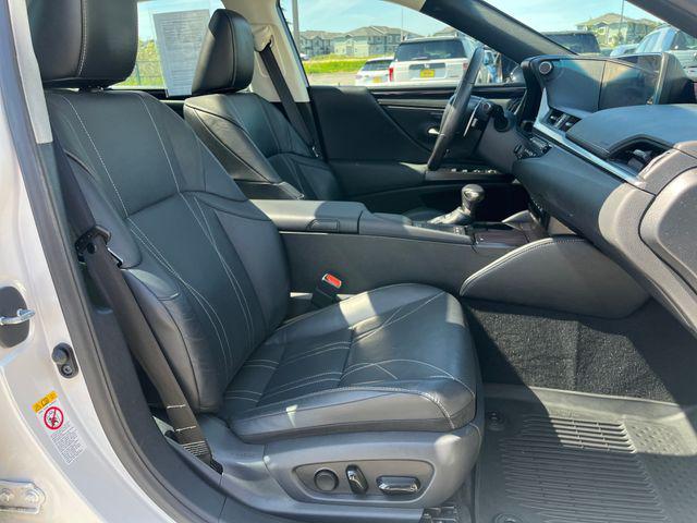used 2019 Lexus ES 350 car, priced at $30,899