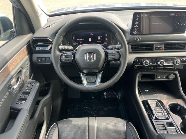 new 2026 Honda Pilot car, priced at $62,040