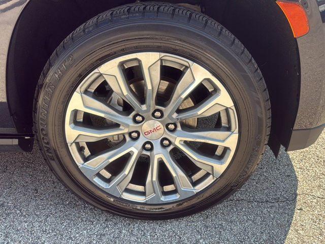 used 2023 GMC Yukon car, priced at $50,997