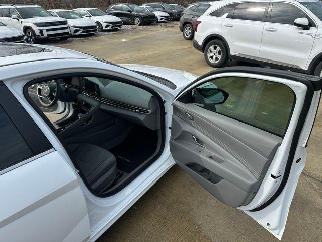 new 2026 Hyundai Elantra car, priced at $27,515