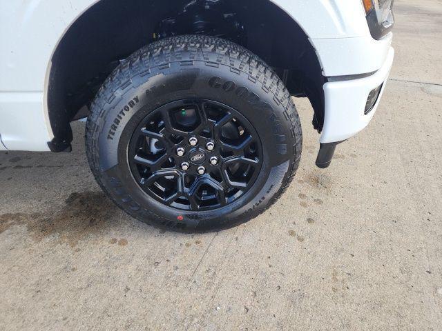 new 2026 Ford F-150 car, priced at $48,885