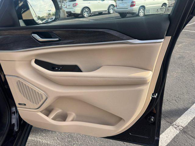 used 2022 Jeep Grand Cherokee L car, priced at $29,892