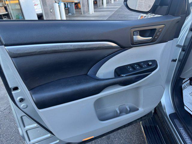 used 2017 Toyota Highlander car, priced at $23,453