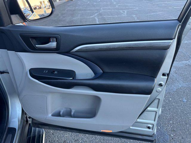 used 2017 Toyota Highlander car, priced at $23,453