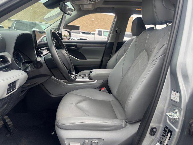used 2021 Toyota Highlander Hybrid car, priced at $37,659