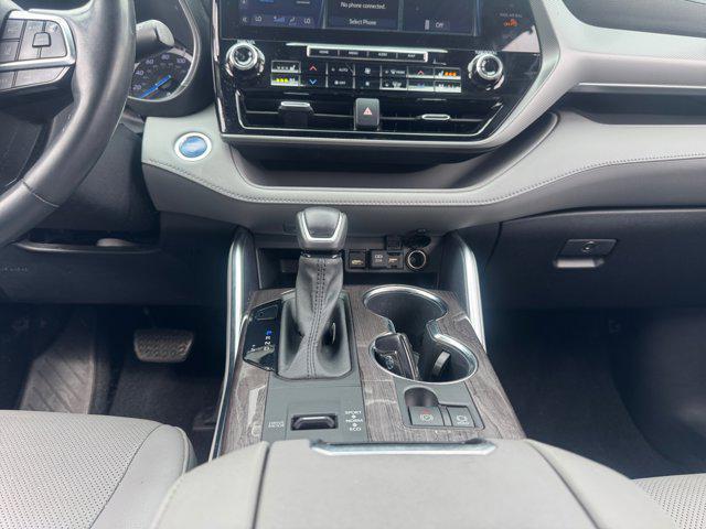 used 2021 Toyota Highlander Hybrid car, priced at $37,659