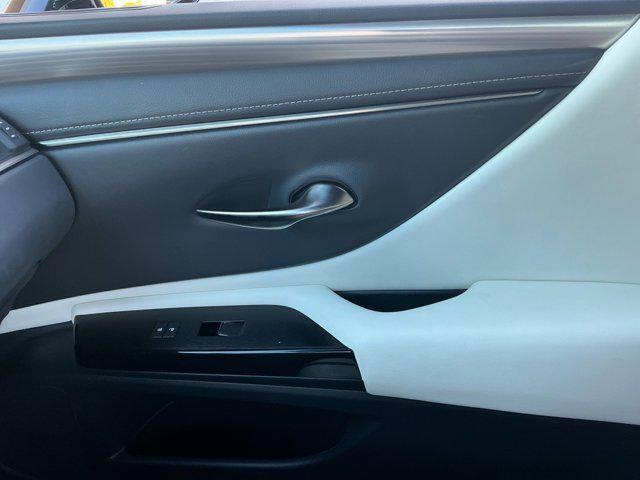 used 2023 Lexus ES 350 car, priced at $41,778