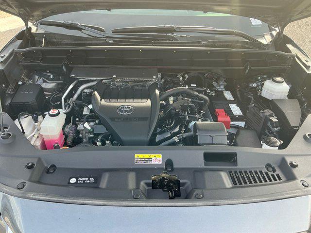 used 2023 Toyota Highlander car, priced at $40,069