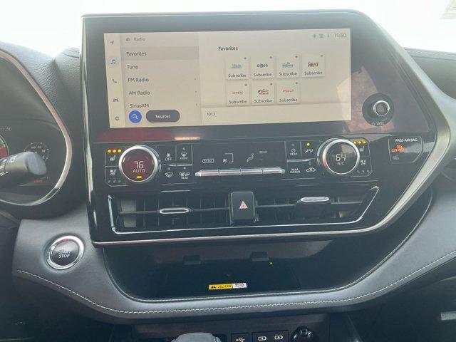 used 2023 Toyota Highlander car, priced at $40,069